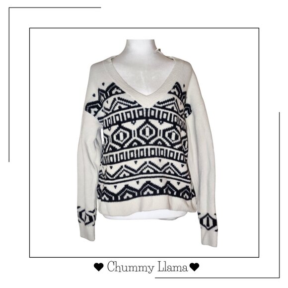 RD Style Aztec Print V-Neck Sweater – Cozy Knit, Size XS - Picture 1 of 4